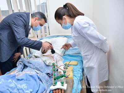 Омбудсмен РА: Получены новые доказательства о применении азербайджанскими ВС химоружия массового поражения