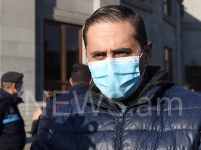 Депутат Арман Абовян: Машина пропаганды властей в ужасе от десятков тысяч армян, которые выходят на улицу
