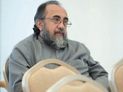 Архиепископ: Присутствие Пашиняна неприятно, поэтому не отслужил при нем поминальную службу