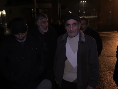 Մինչեւը գիշերվա երեքը երեխեքը սպասում են հորը, չեն քնում, պապային են ուզում. անհետ կորած զինծառայողի հայր