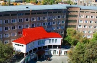«Հրապարակ». «Սուրբ Գրիգոր Լուսավորիչ» ԲԿ փոխտնօրեններից մեկը 1 մլրդ դրա՞մ է տանուլ տվել «Տոտո»-ում