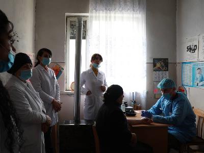 Военные медики развернули дополнительные пункты медпомощи в Нагорном Карабахе