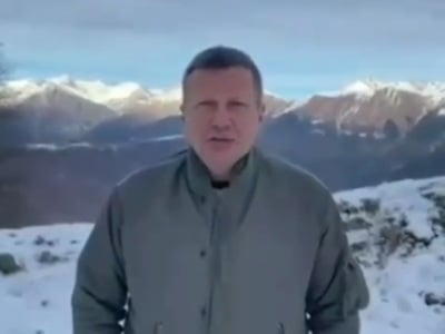 «Դիմացեք, միեւնույն է արեւ կծագի». Վլադիմիր Սոլովյովը դիմել է հայերին (վիդեո)
