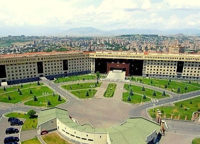 «Իրատես». Իշխանությունը պաշտպանության փոխնախարարներ չի գտնում
