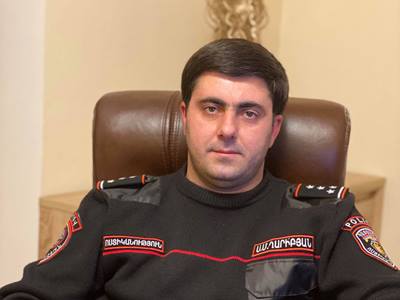Сергей Гарибян: Всем доставленным в Ереван из областей полицейским раздали пальто Учебного комплекса полиции