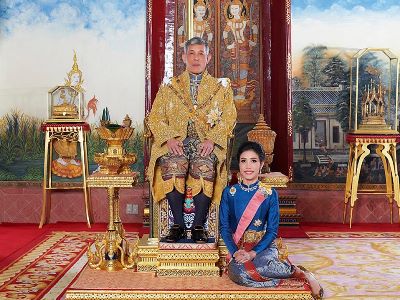 Телефон любовницы тайского короля взломали, фотографии отправили критикам монархии