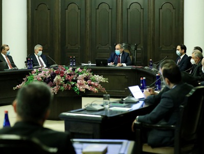 Կառավարությունը թաքցնում է կորոնավիրուսի օրերին ընկերություններին տրամադրված աջակցության չափերը. «Հետք»