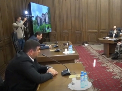 Мэр Капана предлагает властям разрешить жителям приграничных сел Сюникской области носить при себе оружие