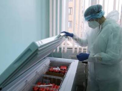 Число случаев заражения коронавирусом в России превысило три миллиона
