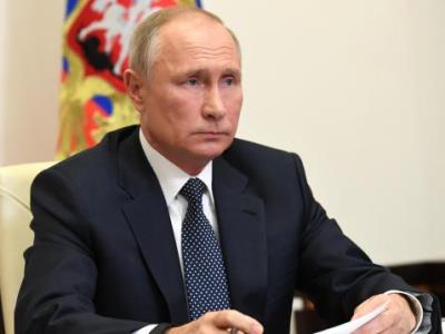 В Кремле рассказали, когда Путин привьется вакциной от коронавируса