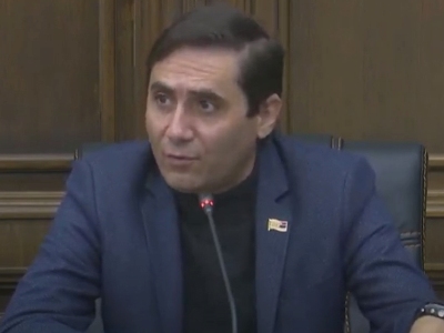 «Процветающая Армения»: Никто не имеет права лишать депутата должности главы комиссии из-за его высказываний
