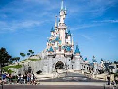 Disneyland в Париже отложил возобновление работы до 2 апреля
