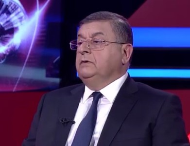 «Հրապարակ». Ջհանգիրյանն անձամբ է խնդրել Գագիկ Ծառուկյանին՝ աջակցել իրեն