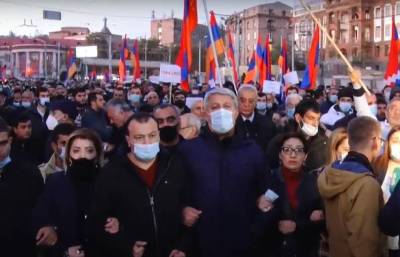 «Ժողովուրդ». 17 կուսակցությունների առաջնորդներն առաջվանը չեն. Վազգեն Մանուկյանը չընդունվե՞ց