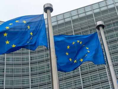 Брюссель намерен разработать меры по защите фирм в ЕС от санкций США