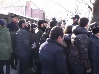Փաշինյանի թիմը, որպես ԲԴԽ անդամ՝ առաջադրում է հնարավոր ամենանախկին, ամենակոռումպացված դատավորին. Ակցիայի մասնակից