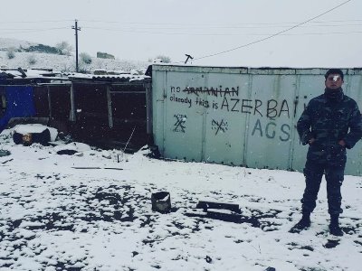 "No Armenian" - American journalist Lindsay Snell tweets about Azerbaijani soldiers' graffiti in Karabakh