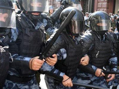 UK is concerned over arrests of peaceful demonstrators in Russia