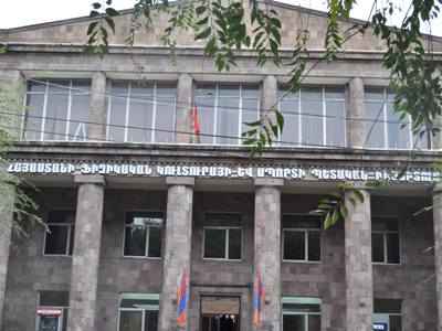 Դավիթ Խիթարյանը՝ Հայաստանի ֆիզիկական կուլտուրայի և սպորտի պետական ինստիտուտի ռեկտոր. Կառավարությունը հաստատեց
