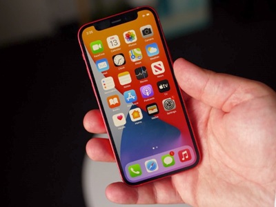 Apple досрочно прекратит производство непопулярного iPhone 12 mini