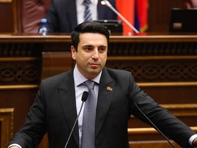 «Мой шаг»: Власти Армении не могут стучать каждому оппозиционеру в двери и упрашивать идти на выборы