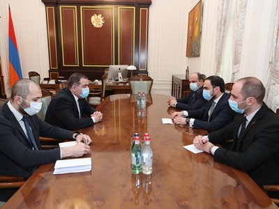 Armenia Deputy PM, Georgia Ambassador discuss Persian Gulf-Black Sea transport corridor