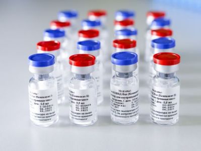 Iran kicks off COVID-19 vaccination