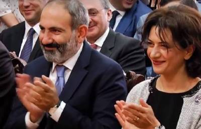 «Իրավունք»․ Նիկոլը տեղյակ չէ՞, թե Աննան ինչի կամ ում հաշվին է այդ ճոխ ծախսերն անում