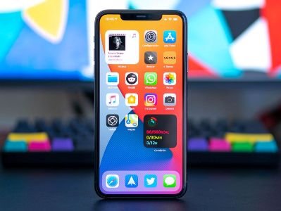 В iPhone появится больше рекламы