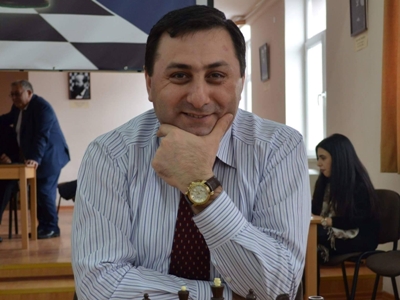Նիկոլին սիրաշահելու 100 այլ բառեր կարելի է գտնել՝ խորոտ, վայելչատես, sexy... բայց ոչ լեգիտիմ․ Ֆարմանյանը՝ Մարուքյանին