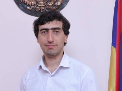 Հոգաբարձուների խորհուրդը բարեփոխելու փոխարեն ներկա Կառավարությունը գնաց այն իր կողմից վերահսկելի սարքելուն. Գոգյան