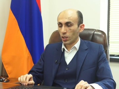 Արցախում այս պահին բնակվում է 105-110 հազար արցախցի. Արտակ Բեգլարյան