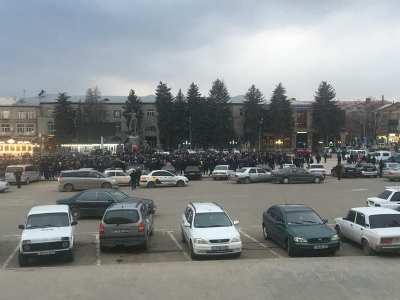 Շիրակցի ամենանիկոլականներն արձանագրեցին, որ Նիկոլը Գյումրիում հազիվ կարողանա թաղի լիազոր ընտրվել. Արսեն Բաբայան