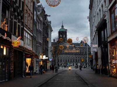 Netherlands court orders government to immediately lift night curfew