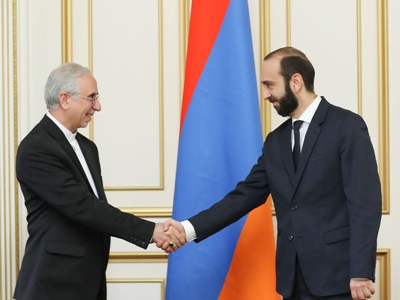 Armenia parliament speaker to Iranian Ambassador: Iran can't refrain from expressing position on Artsakh issue
