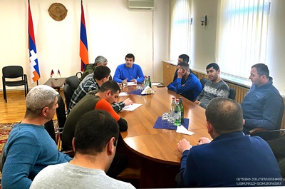Karabakh President meets with residents of Hadrut region in Yerevan, Security Council Secretary also attends meeting
