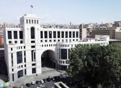 Newspaper: Several Armenia diplomats to also demand PM Pashinyan's resignation