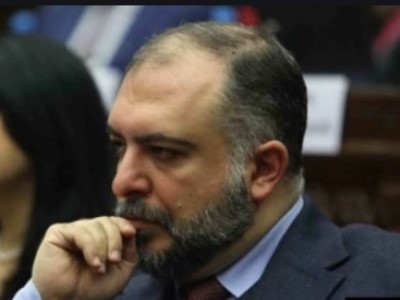 Ինձ տեսնում եմ ավելի շատ մեդիաոլորտում աշխատելիս. Վահագն Թեւոսյանը վայր կդնի մանդատը