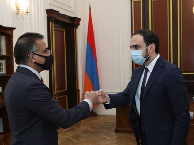 Հնդկաստանը կարող է Հայաստանին դիտարկել որպես տրանսպորտային դարպաս դեպի ՌԴ եւ Եվրոպա. Ավինյանը՝ դեսպանին