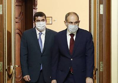 «Грапарак»: Оппозиция Арцаха также задумалась о мерах жесткой борьбы против властей