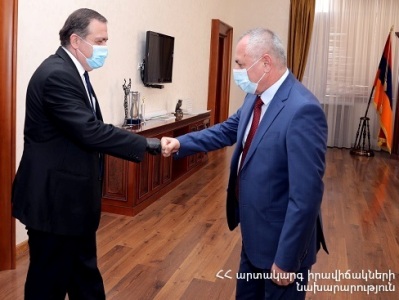 Armenia emergency situations minister receives Georgia Ambassador