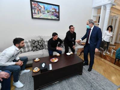 Armenia PM's wife: Today we hosted another group of soldiers who were injured during the war