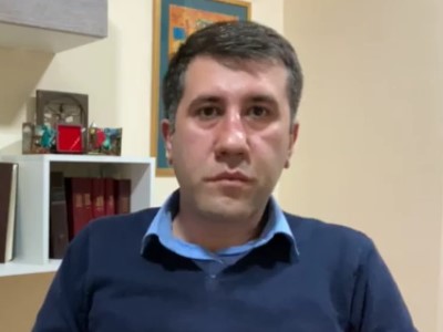 Տաքսիստը մեքենայից կոպիտ ձեւով դուրս է հրավիրել Արցախի բարբառով խոսող երկու կնոջ․ Ռուբեն Մելիքյան (վիդեո)
