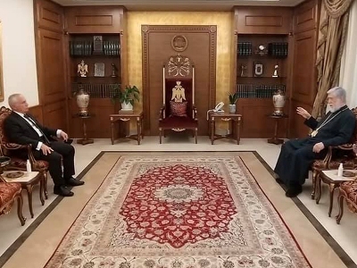 Catholicos Aram I receives Armenia ambassador to Lebanon