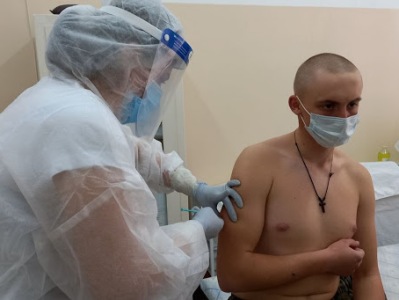 Military personnel of Russian base in Armenia is vaccinated against COVID-19