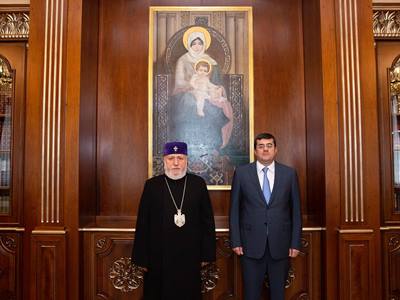 Catholicos, Artsakh President discuss challenges facing Karabakh Armenians