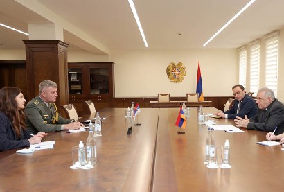 Պաշտպանության նախարարը սերբ դիվանագետների հետ քննարկել է տարածաշրջանային անվտանգությանը վերաբերող հարցեր
