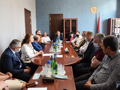 Armenia Supreme Judicial Council chairman visits courts along with members