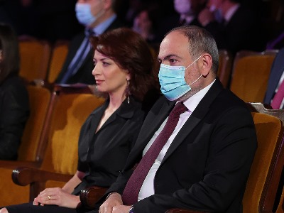 Armenia PM, wife attend final "Remembrance Trilogy" concert dedicated to Armenian Genocide anniversary (PHOTO)