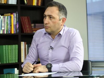 Նիկոլը չի ուզում լինել միակ ատելին, նա ուզում է տեսնել քանի դավաճան կա, որ պատրաստ է իրեն ընտրել. Սեւակ Հակոբյան